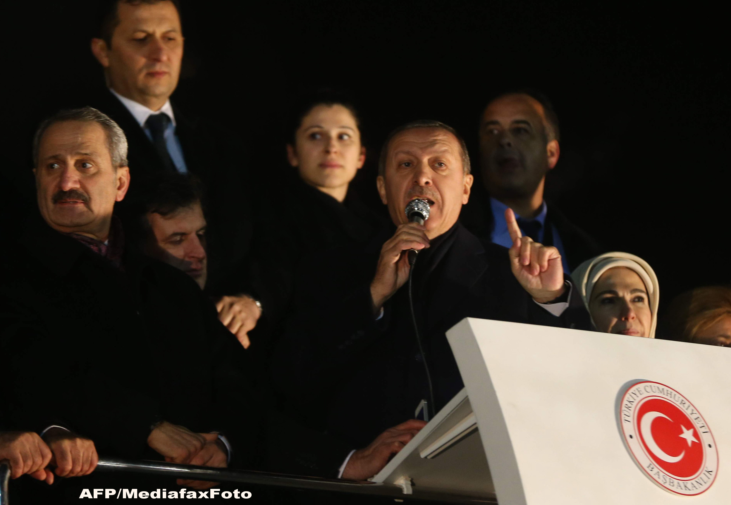 Trei ministri din Turcia au demisionat, in urma unui scandal de coruptie