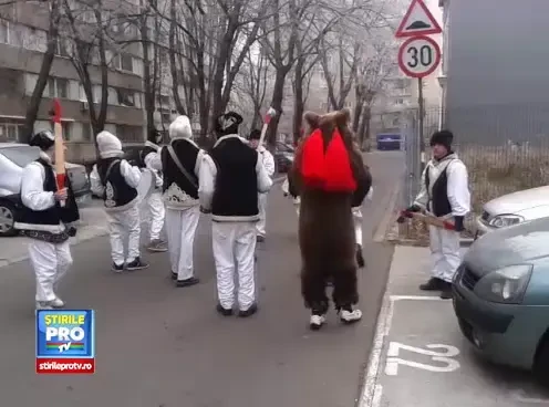 Colindatul industrial in cartierul Militari