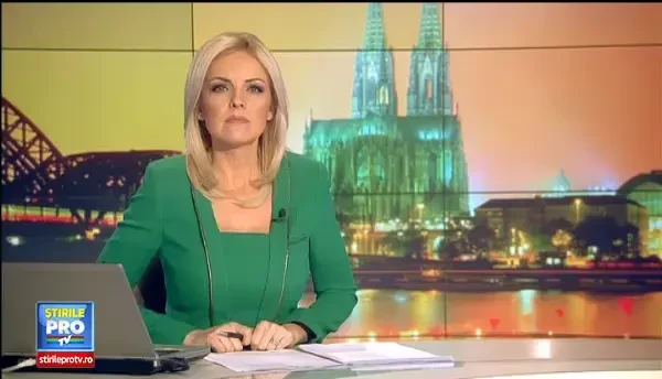 O activista Femen a protestat topless in timpul slujbei de Craciun de la o biserica, din Germania