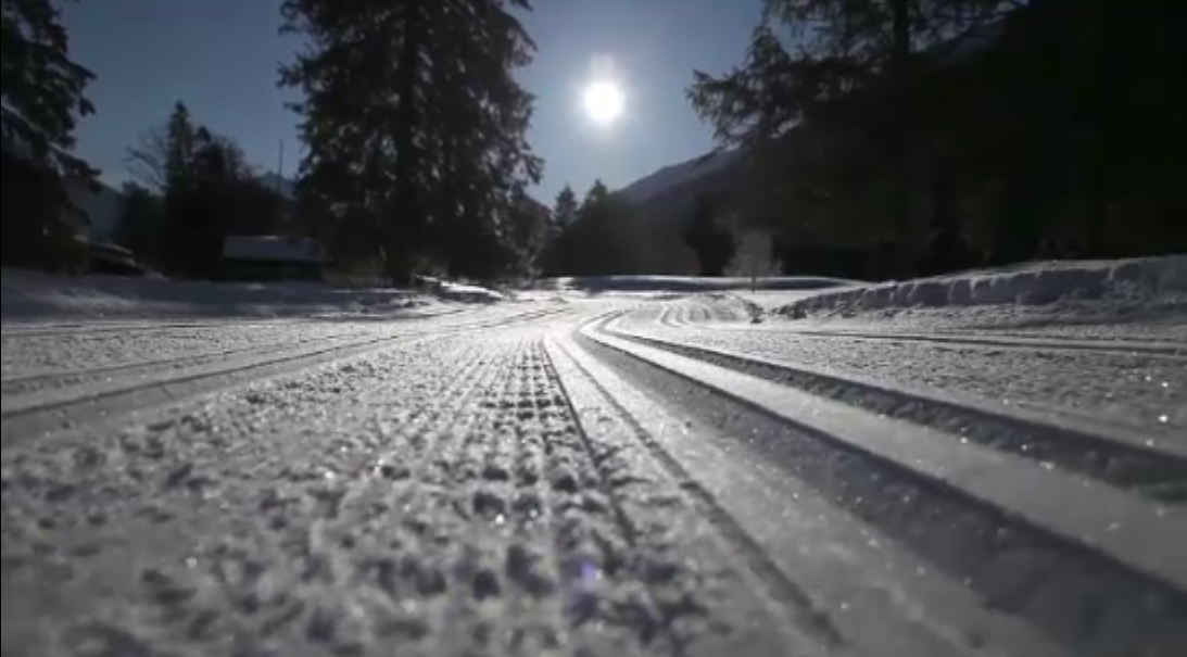 Iarna revine in Romania. Zonele care vor fi afectate de ninsori si polei pana miercuri la ora 10:00
