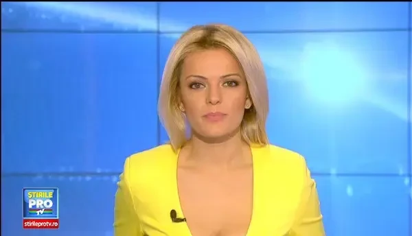 Incendiu de proportii in sectorul 4. Pompierii au intervenit cu 18 masini pentru a opri flacarile