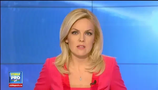 Incendiu de proportii in sectorul 4. Pompierii au intervenit cu 18 masini pentru a opri flacarile