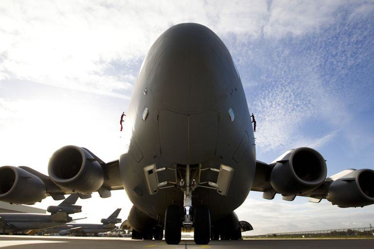 Una dintre cele mai mari companii aeriene din lume vinde bilete cu doar 12 dolari