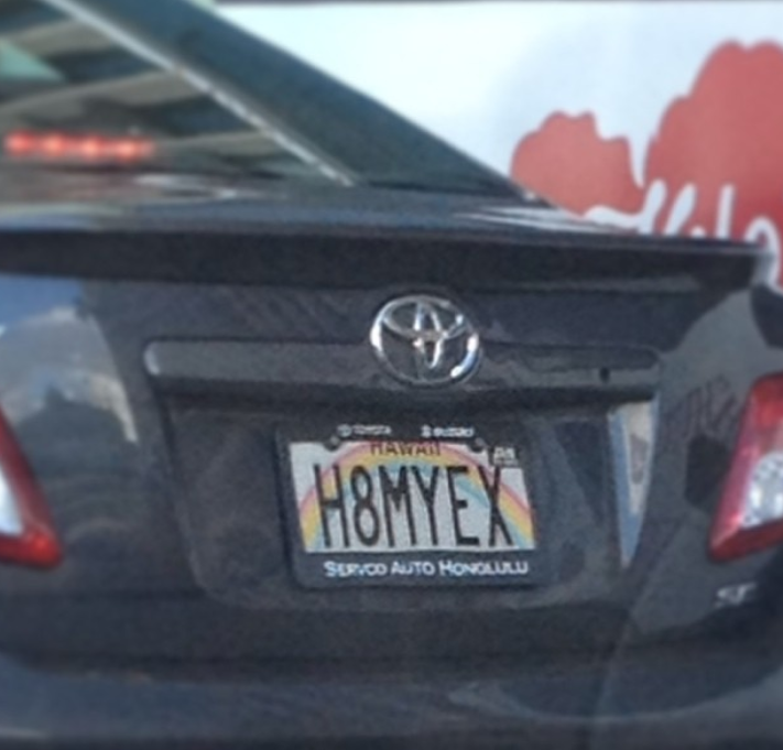 Un mod inedit sa te razbuni pe fosta iubita. Ce numar personalizat a ales un american pentru masina