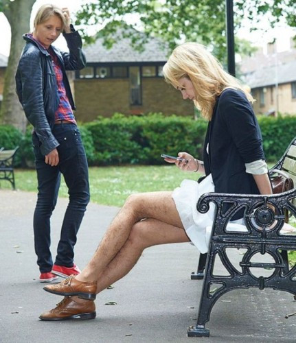 Ciorapii "anti-viol", ce imita parul pe picioare, cea mai ciudata inventie a anului