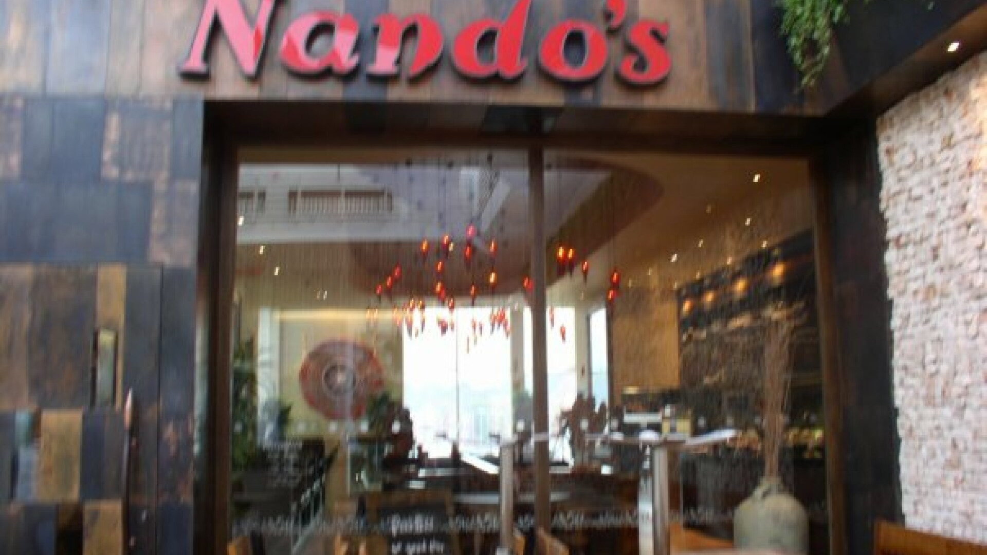 Barbatul care va colinda lumea pentru mancare gratuita. Competitia l-a costat deja 1000 de lire