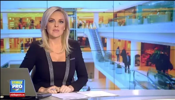 Magazinele incearca sa vanda articolele de iarna. Reduceri de pana la 70% la geci si bocanci