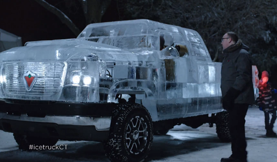 Au construit un camion de gheata functional special pentru asta: Uite despre ce este vorba: VIDEO