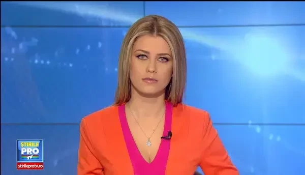 Desfasurare de forte in Bucuresti: etajul unei cladiri de birouri a ars complet. VIDEO