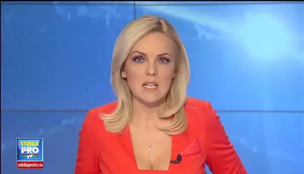 Ziua in care dopurile au fost aur curat. Zeci de credinciosi s-au luptat pentru a pune mana pe ele