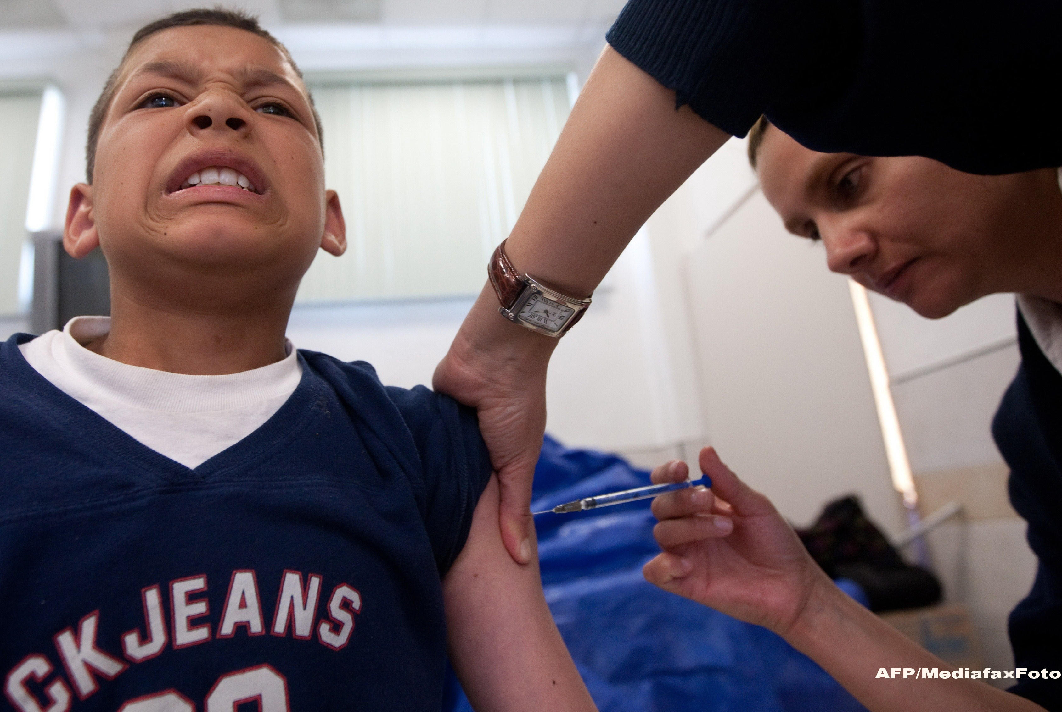 Virusul H1N1 s-a raspandit in jumatate din SUA. Cel putin 6 copii au murit pana acum