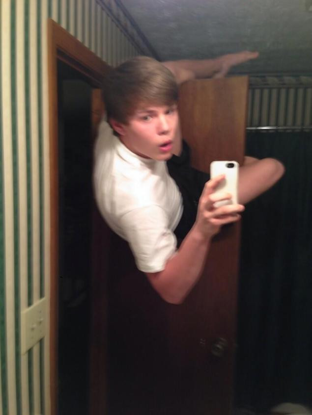 Cum arata un "selfie olimpic". Modul in care s-a pozat aceasta tanara in baie