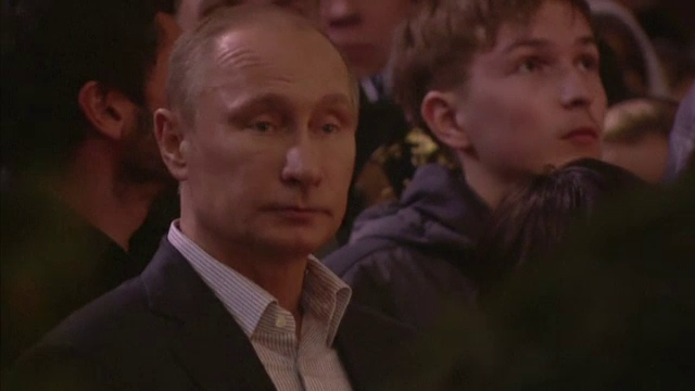 Vladimir Putin a sarbatorit Craciunul la Soci, in catedrala nou construita