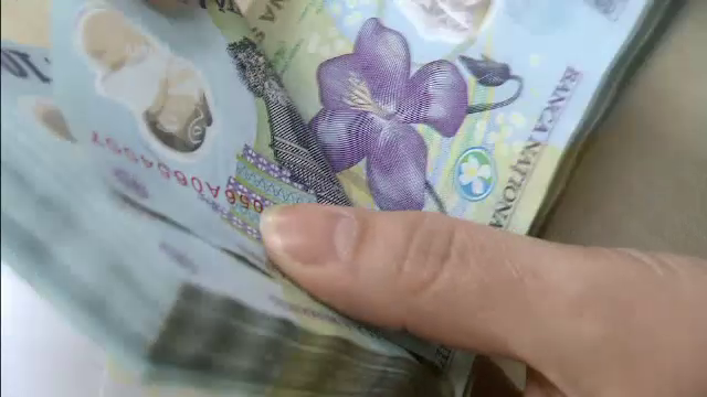 Riscul la care ne expunem de fiecare data cand folosim bani. Se intampla fara sa ne dam seama