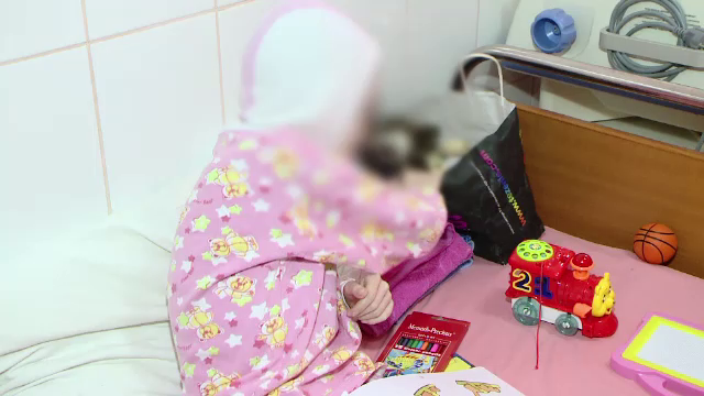 Fata de 19 ani care cantarea doar 16 kg a fost externata. Ce se va intampla de acum cu tanara