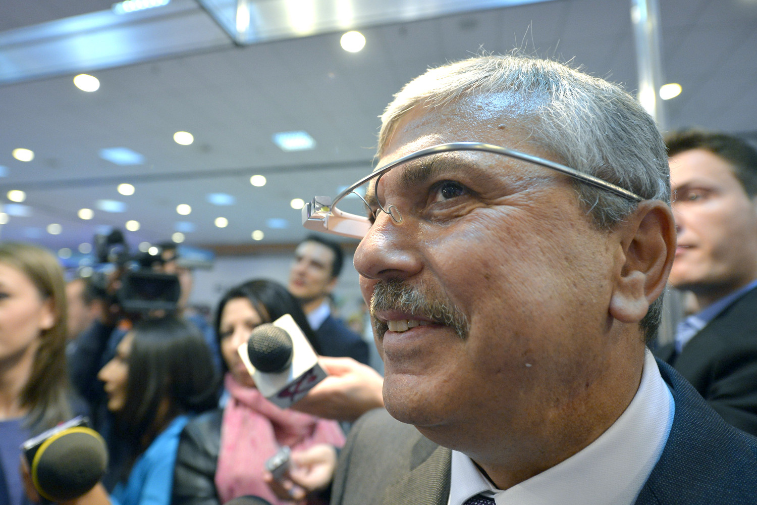 Dan Nica cu Google Glass