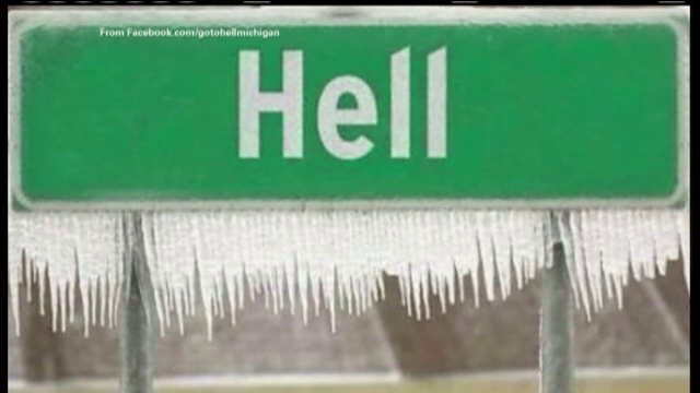 "E atat de frig incat a inghetat iadul." La ce s-au supus aceste prezentatoare in direct la TV