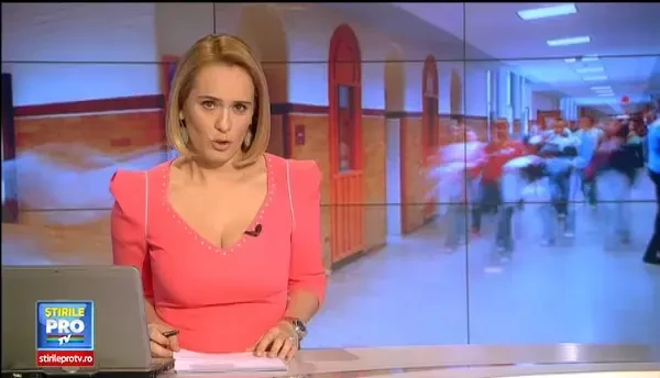 INREGISTRARE. Discursul unui profesor, furios ca elevii au dat bani pentru mobila: