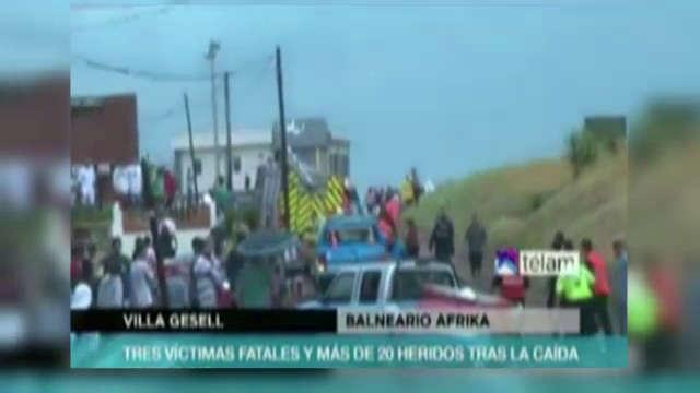 25 de oameni au fost loviti de trasnet pe o plaja din Argentina, 3 dintre ei au murit