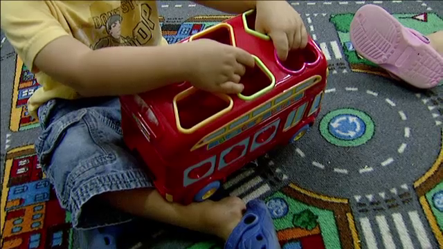 Doi copii vor primi 125.000 de Euro, pentru ca au fost torturati de asistentii maternali