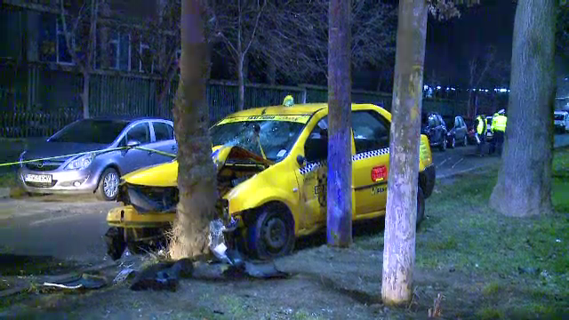 Accident grav in Capitala. Un taximetrist si pasagera din dreapta, dusi de urgenta la spital