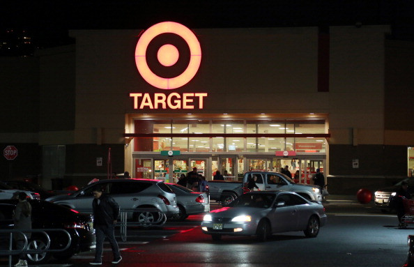 Cea mai mare bresa de securitate din istoria retailerilor. Peste 70 de milioane de oameni, afectati