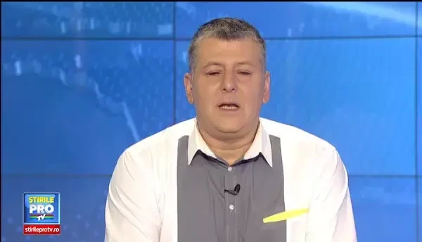 Muscata de lup chiar in curtea casei. Femeia din Arges a fost salvata de cei doi fii ai ei