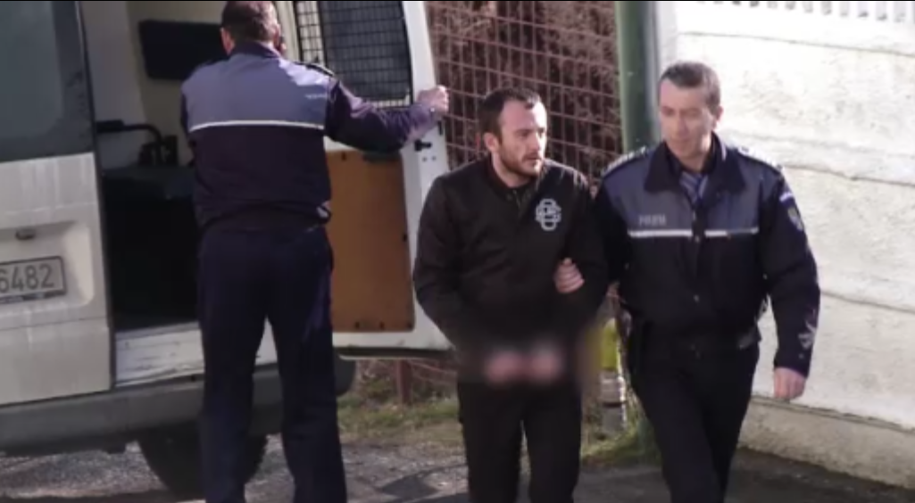 Criminalul din Targu Secuiesc si-ar fi atacat familia din cauza reprosurilor privind sexualitatea sa
