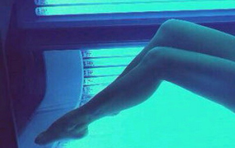 Gestul controversat al unei celebre blonde de la noi! Ce a facut vedeta la solar