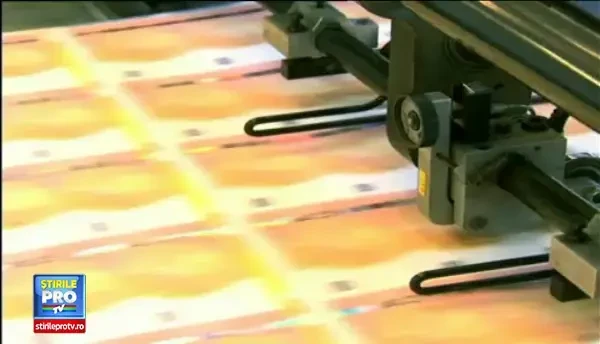 CLIPUL ZILEI: A fost lansata noua bancnota de 10 euro