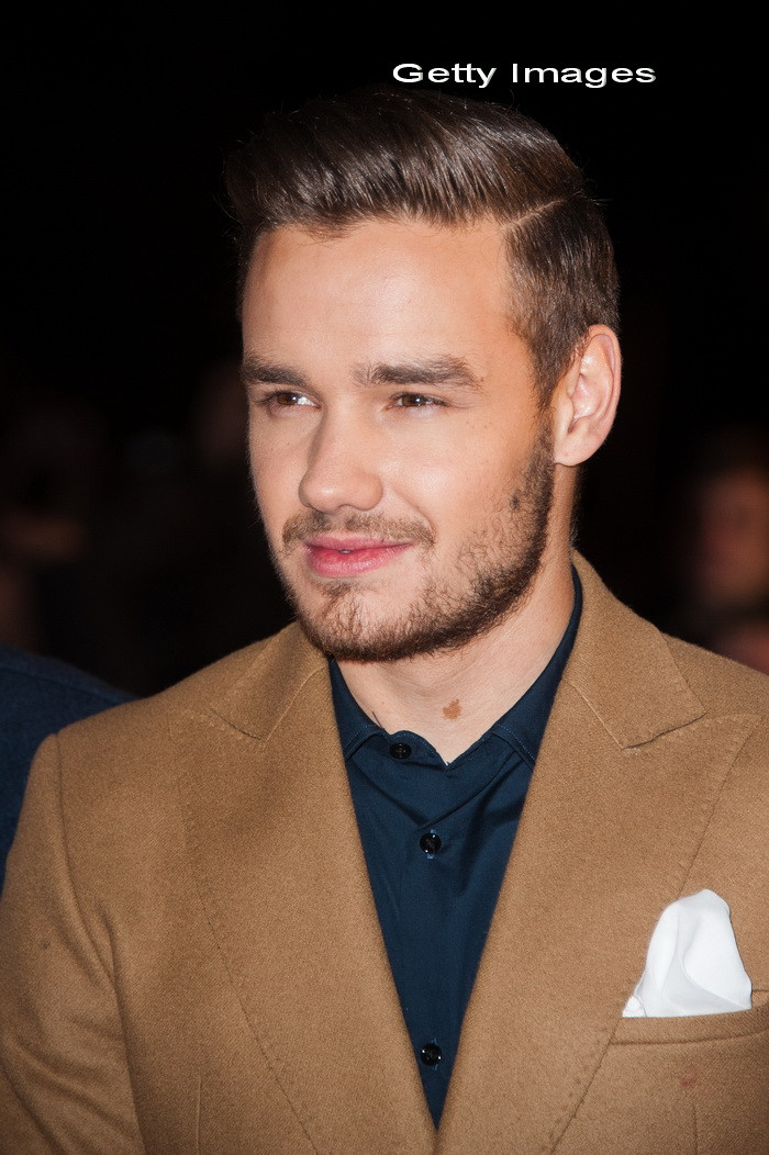 "Mi-a stat inima in loc". Artistul a sters imediat poza de pe Twitter, insa fanii au apucat sa o vada si sa o salveze. FOTO