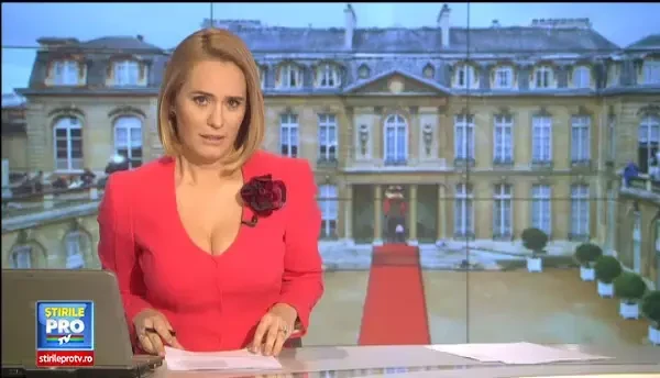 Valérie Trierweiler, internata dupa ce a luat un sedativ puternic. Prima Doamna a Frantei s-a certat cu Hollande