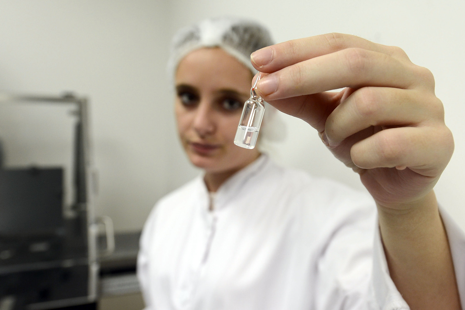 Vaccinarea împotriva gripei sezoniere începe după 15 octombrie. Motivul întârzierilor