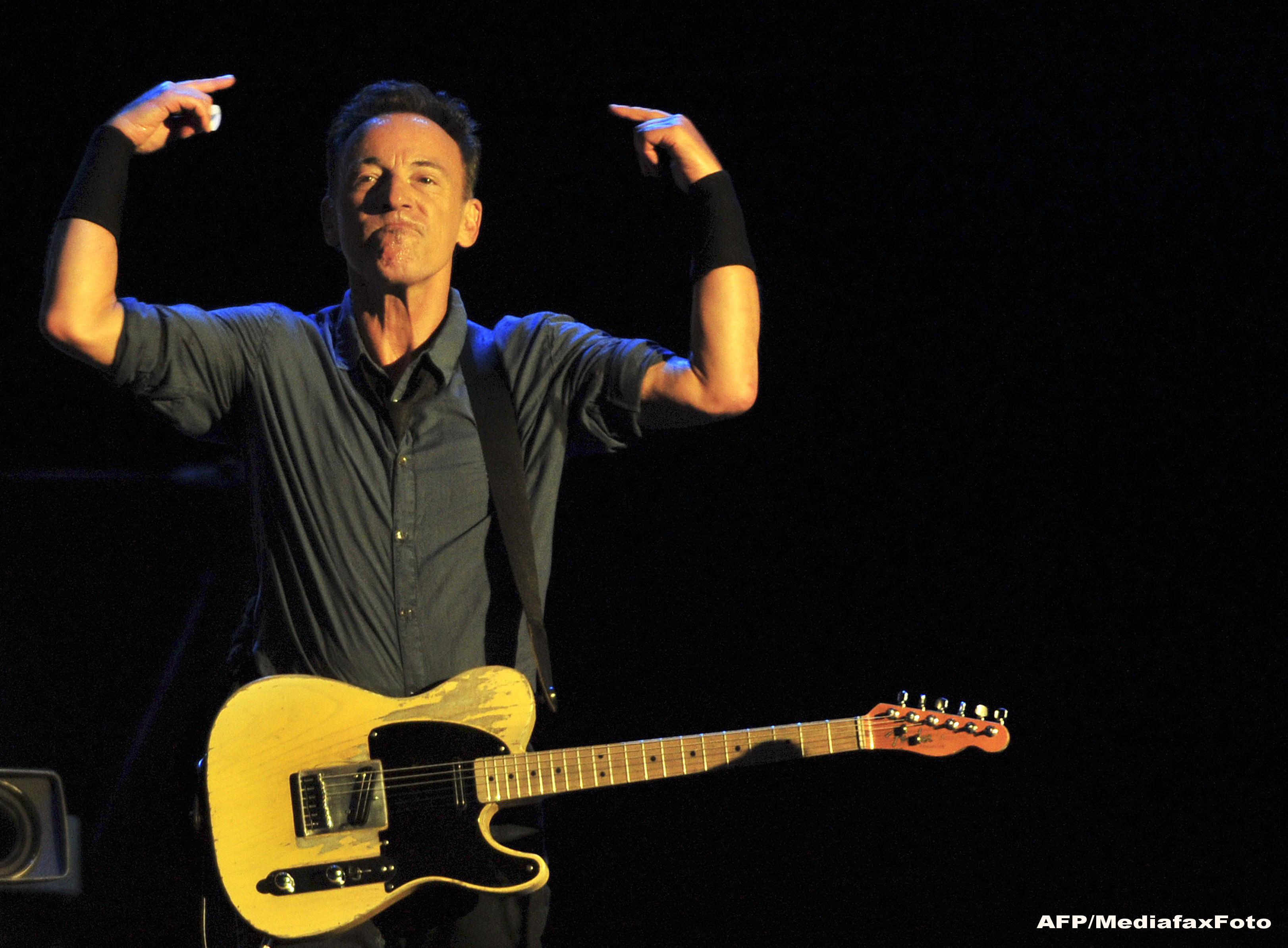 Concertele live ale lui Bruce Springsteen vor putea fi descarcate online, gratuit. Va exista insa o singura conditie