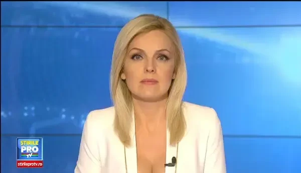 Valérie Trierweiler, iubita oficiala a lui Francois Hollande, a parasit spitalul. Mesajul publicat pe Twitter