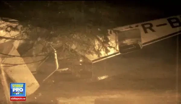 Salvatorii au primiti coordonate gresite. Imagini care arata de ce Adrian Iovan a ramas blocat intre fiarele contorsionate