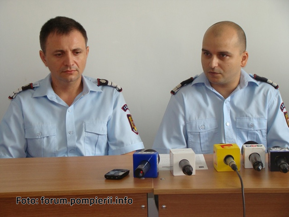 Mai destepti ca STS. Doi plutonieri din Constanta aveau solutia pentru localizarea victimelor accidentului din Apuseni