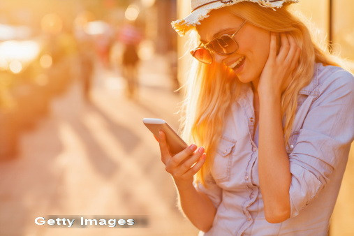 O firma de bijuterii a lansat un telefon mobil de 250.000 de dolari. "Face parte din personalitatea ta"