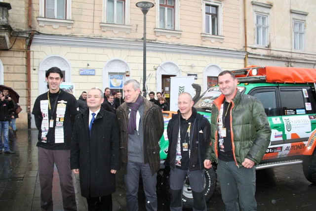 Raliu caritabil. Echipa Transilvania 4 Africa a plecat spre Bamako