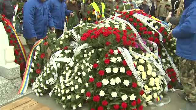 IMAGINI INTERZISE celor slabi de inima Ce s-a intamplat in timp ce studenta Aura Ion era inmormantata. VIDEO