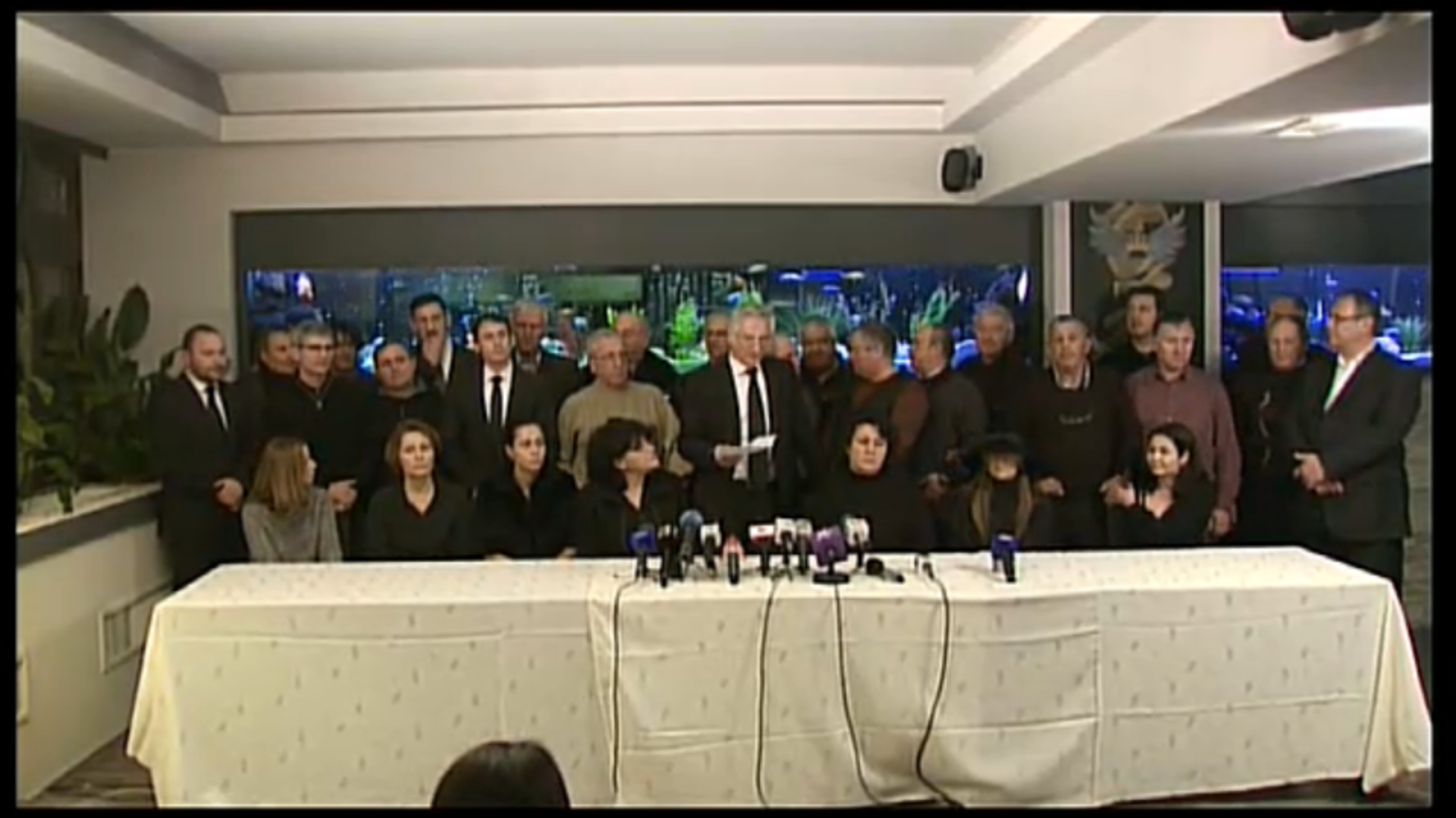 "Noi, pilotii, nu am fi reusit aceasta aterizare". Familia pilotului Adrian Iovan, despre ultimul zbor al unui erou