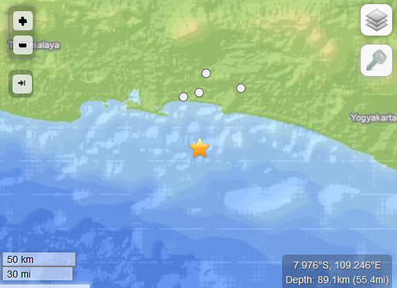 Cutremur cu magnitudinea de 6,1 in largul insulei indoneziene Java. Nu au fost avertizari de tsunami