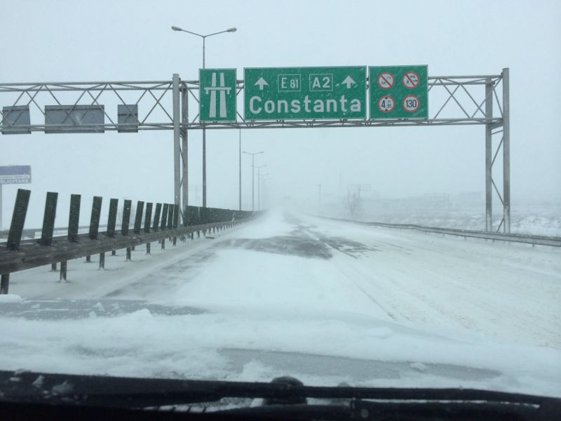 Starea drumurilor blocate dupa ce ANM a dat avertizare nowcasting de COD ROSU