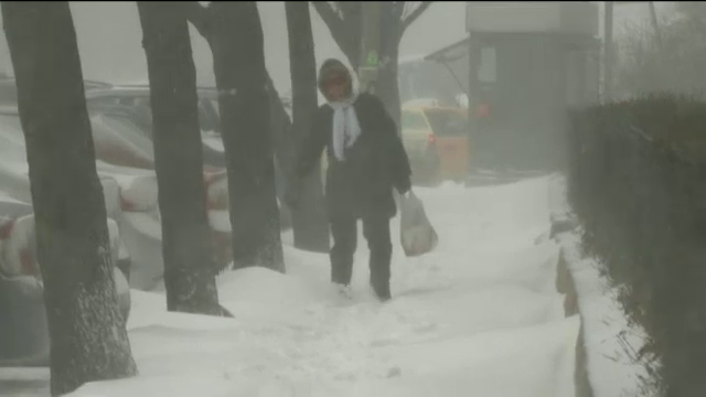 Oprescu: In adaposturile Capitalei se afla 520 de persoane, alte 46 sunt monitorizate in strada