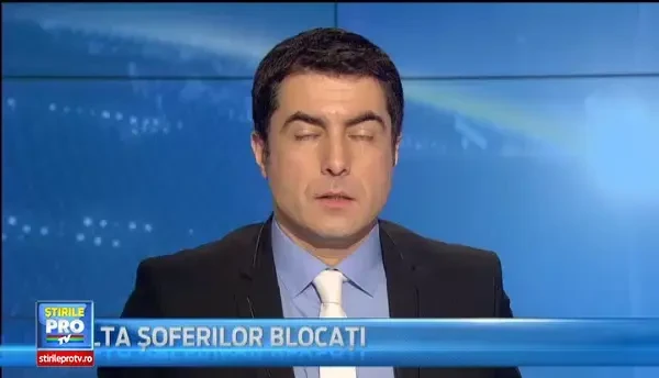 Armata a intervenit cu TAB-urile pe A1 pentru a debloca o coloana de 8 km de masini care incercau sa ajunga in Capitala