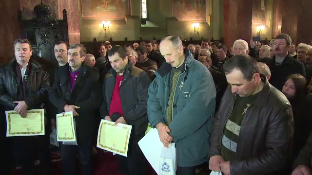 Momente emotionante la Catedrala Reintregirii Neamului din Alba Iulia