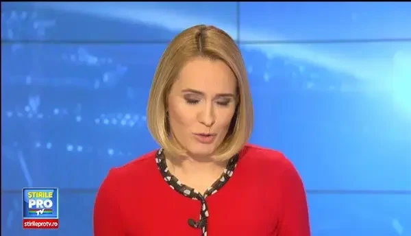 Zapada din ultimele zile le-a inghetat romanilor si bunul simt. Unde au aruncat acesti tineri omatul de pe masina