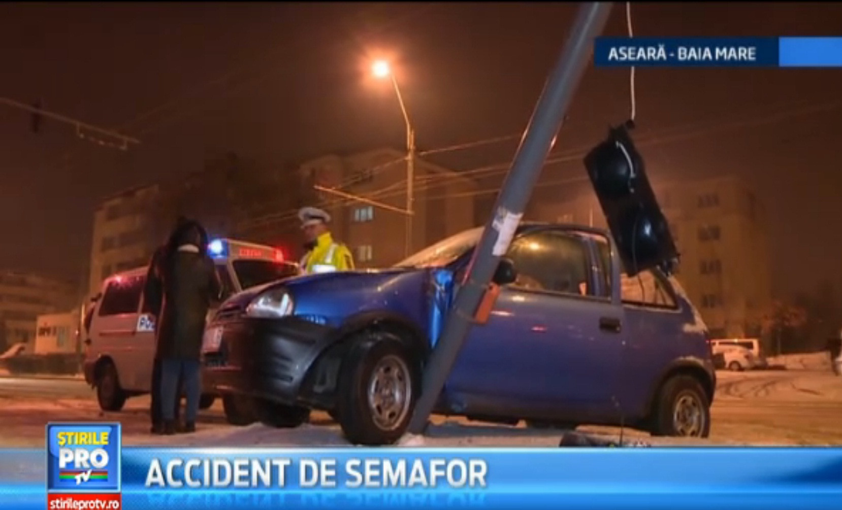 Accident stupid in Baia Mare. Un pieton a fost lovit de un semafor