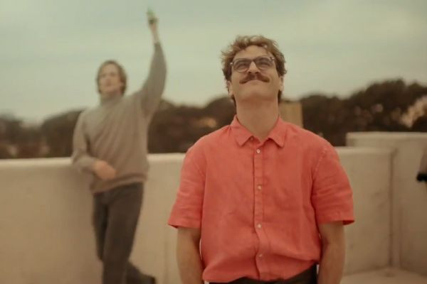 HER, filmul pe care toti dependentii de internet trebuie obligati sa-l vada