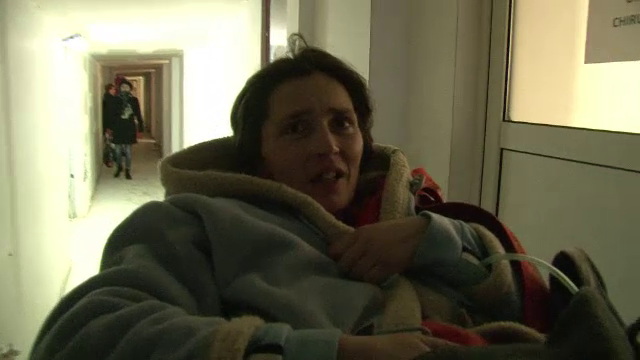 O femeie a nascut in trenul Tecuci-Iasi, asistata de controloarea de bilete. In ce stare sunt mama si copilul